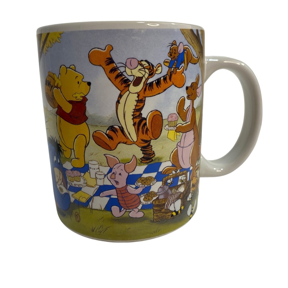 DISNEY WINNIE THE POOH Mug 100 Acre Woods Scene Owl Piglet Tigger Rabbit Roo